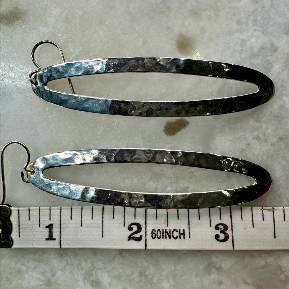 Vintage 925 Sterling Silver DDD Mexico long hammered dangle earrings. - Picture 4 of 5